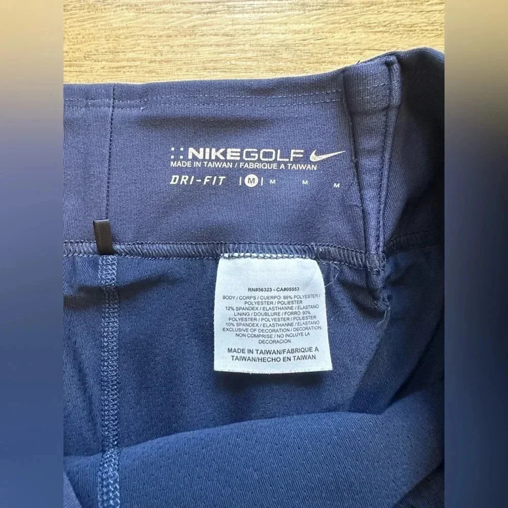 NIKE Women’s Navy Blue Golf Tennis Active Wear Skirt With Shorts Size Medium - Picture 7 of 9